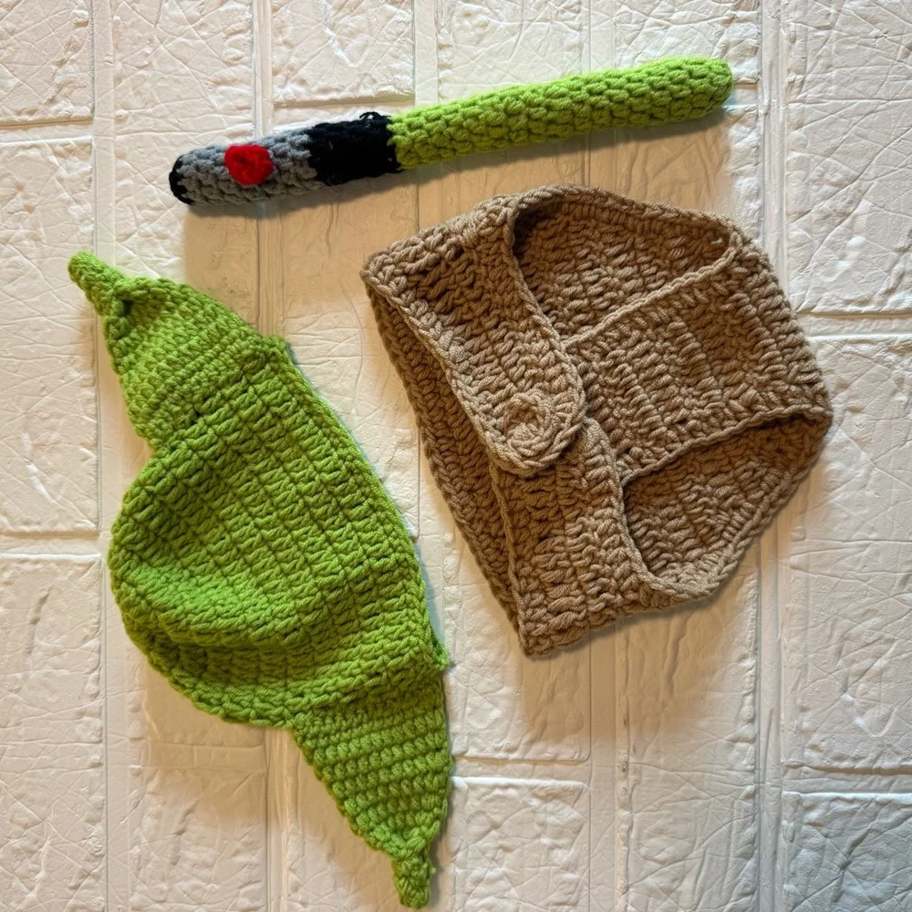 Newborn Green and Tan Crochet Baby Yoda Costume Set